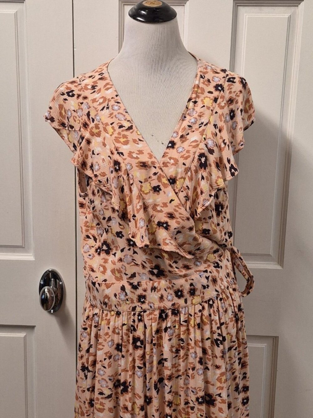 Sofia by Sofia Vergara Peach Floral Maxi Dress - Picture 8 of 10